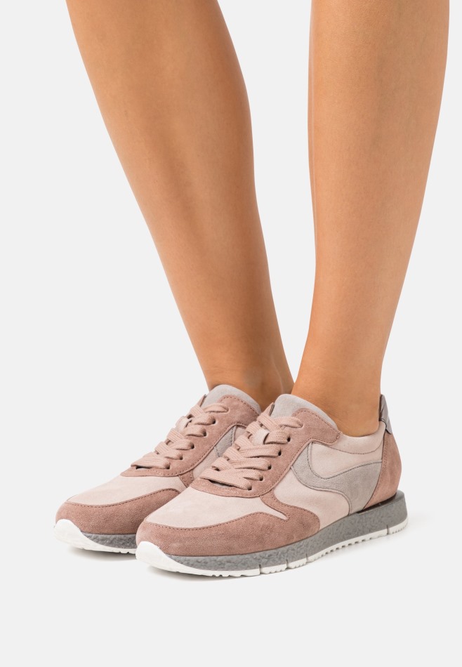 Gabour Beige | Baskets Exclusives